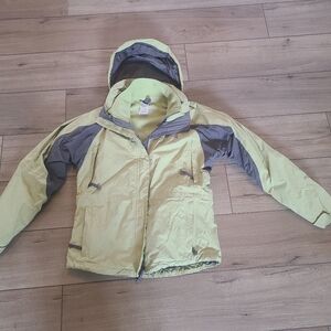 North face women’s coat and removeable fleece, size small